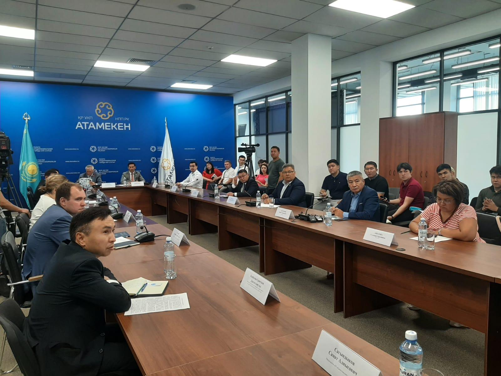 Проект о платных парковках нарушает принципы ГЧП