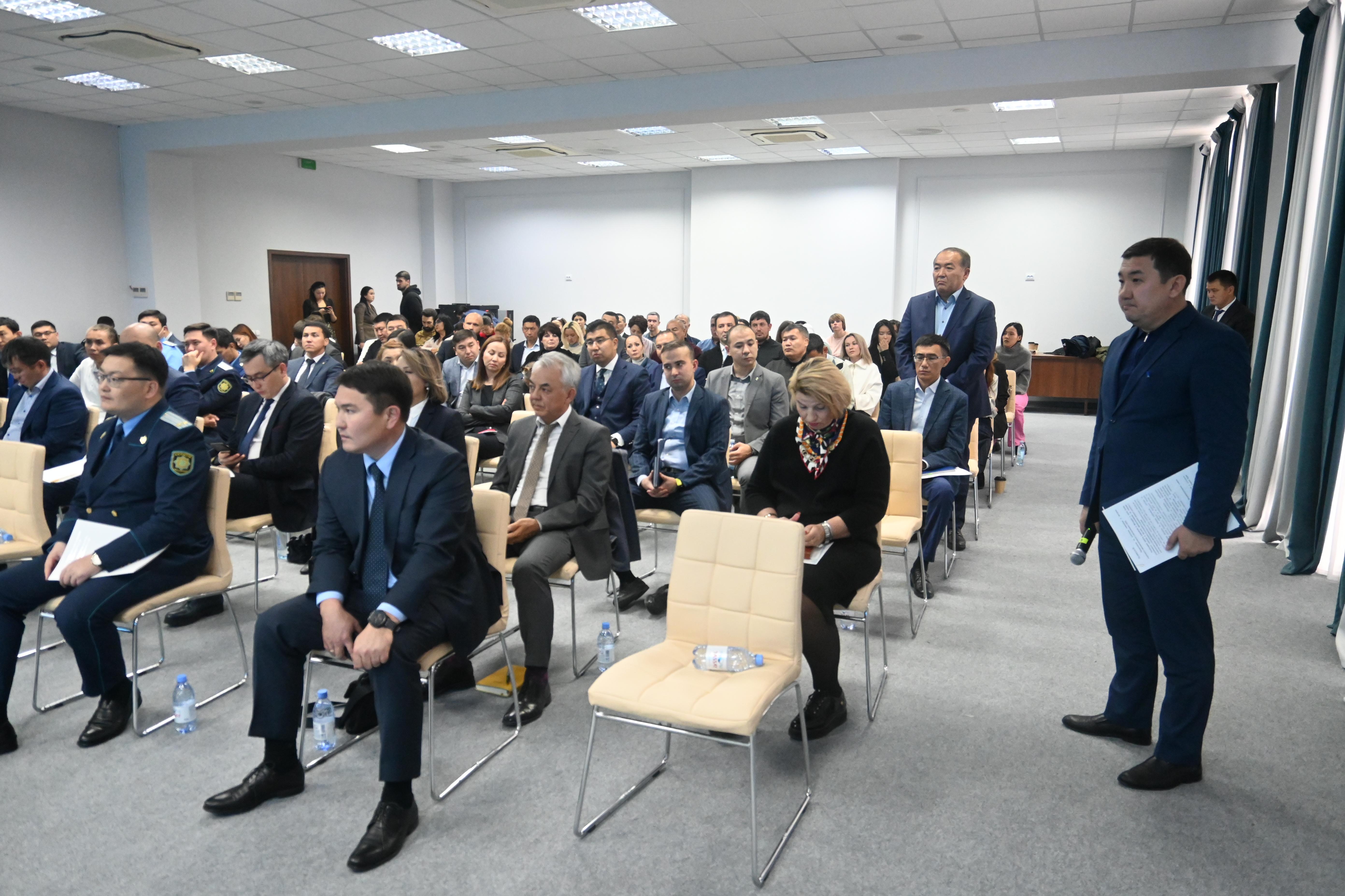Госорганы отчитались перед предпринимателями столицы