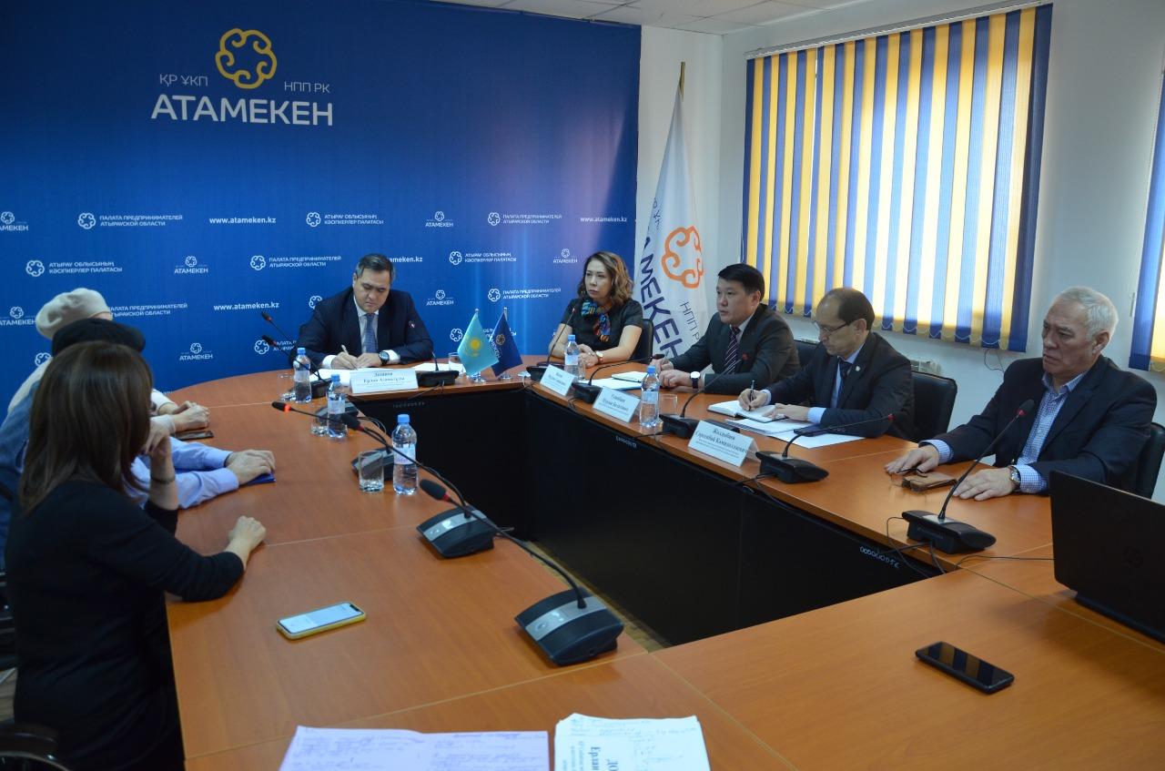 В Атырау предприниматели пожаловались главе антикора на неправомерные действия государственных органов
