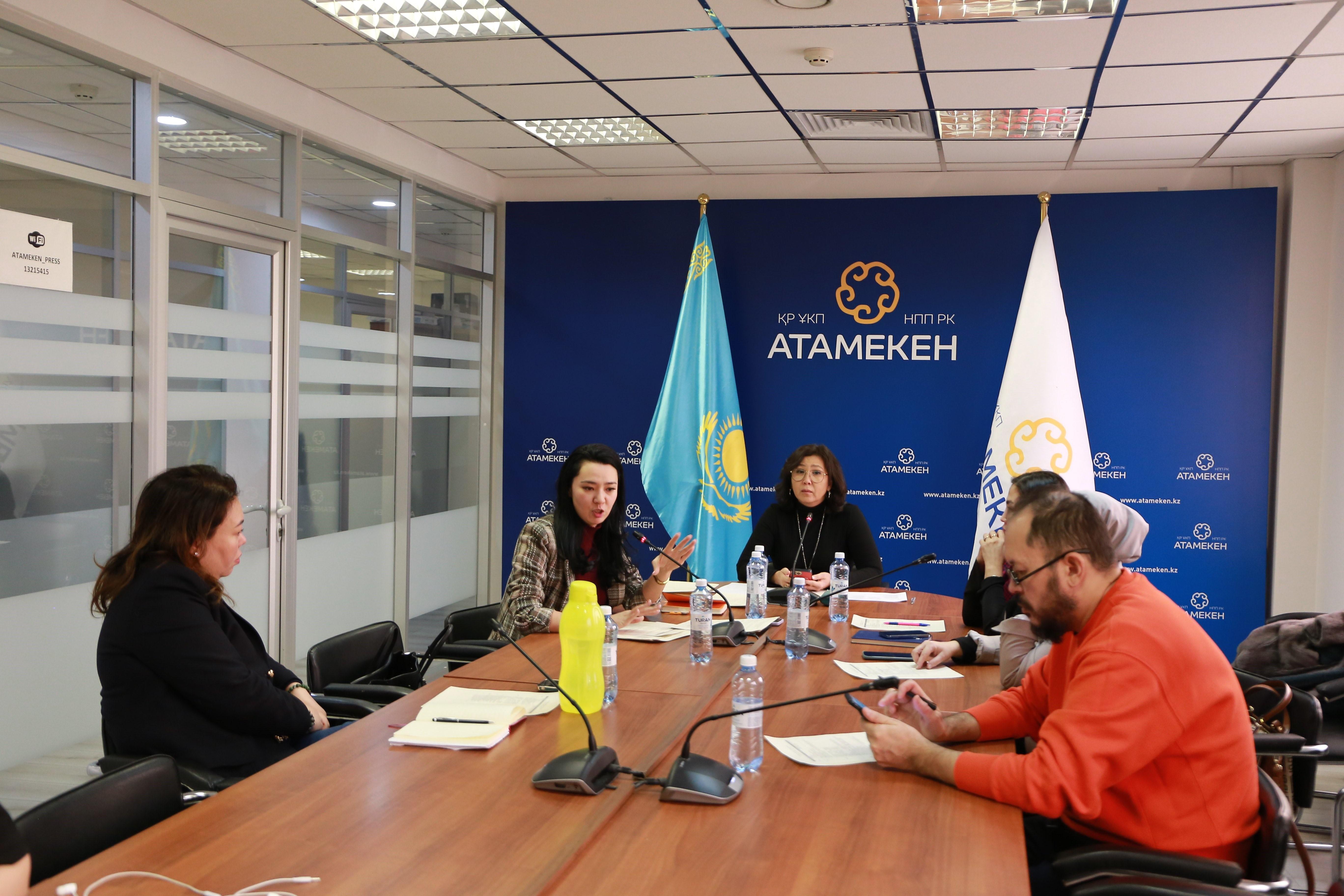 В Астане состоялось первое заседание подкомитета по культуре и спорту