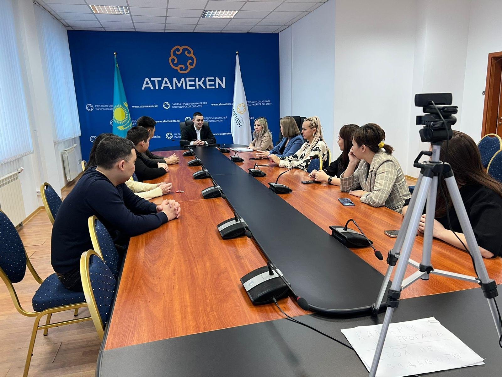 В павлодарском «Атамекене» прошел семинар по мерам поддержки бизнеса