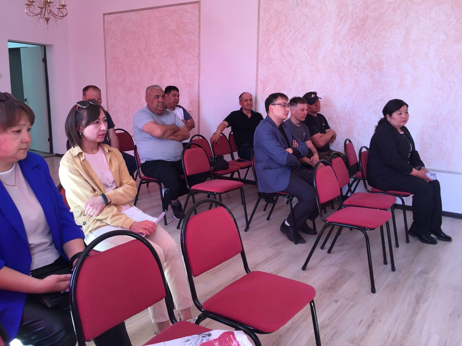 Павлодарский «Атамекен» разъяснял сельским предпринимателям новые инструменты поддержки бизнеса