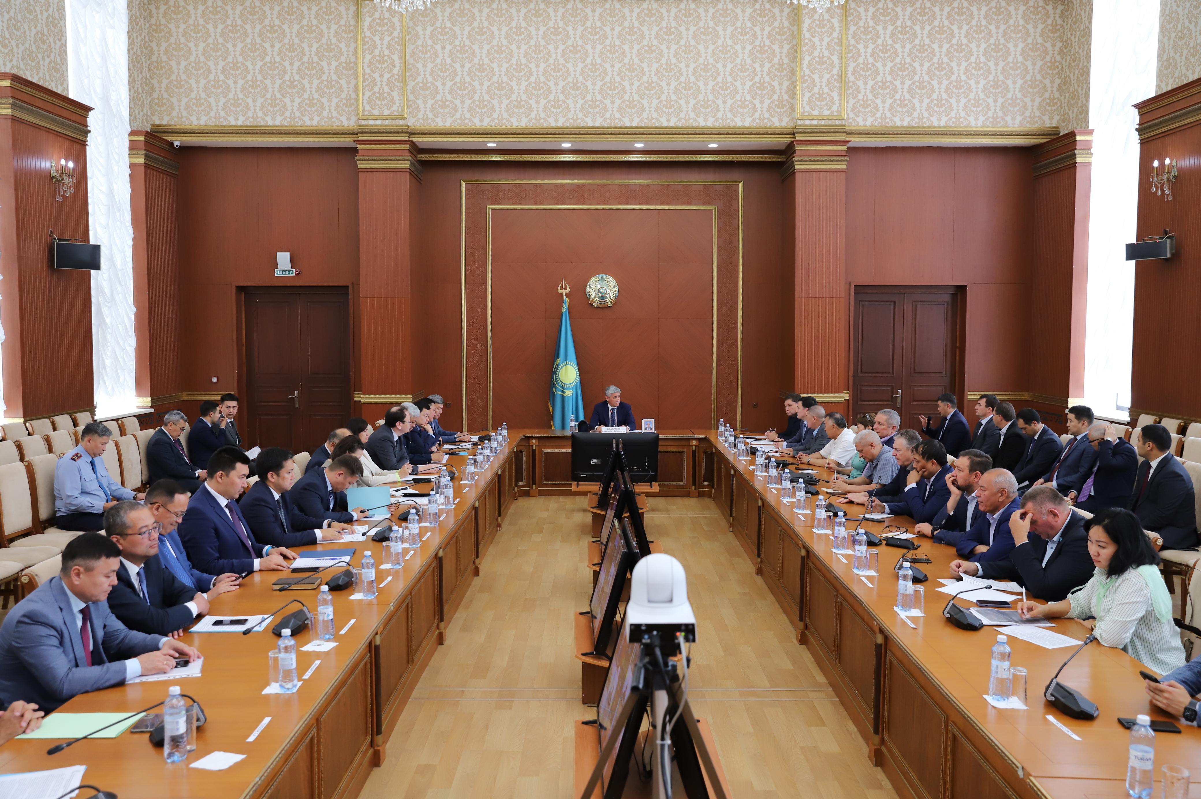      Карагандинские предприниматели встретились с главой региона