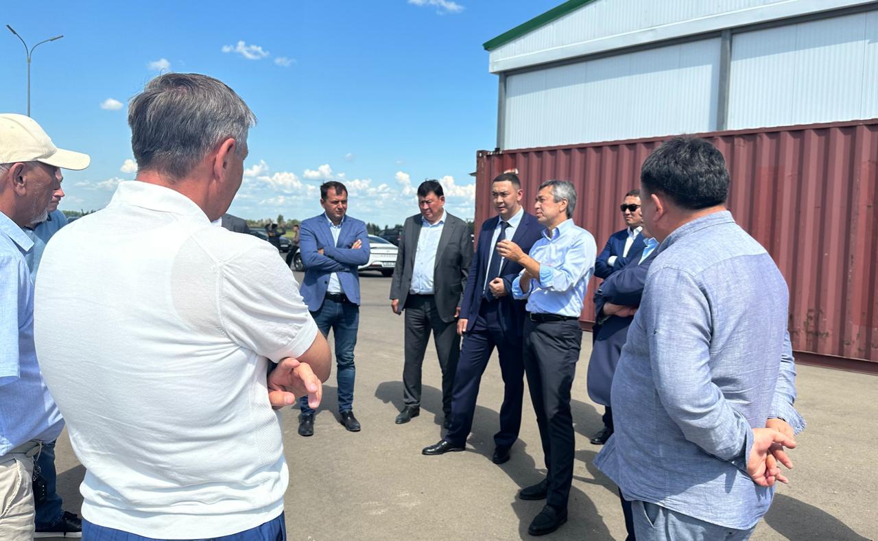 На торговых полках в приоритете должны быть казахстанские товары - «НПП Атамекен»