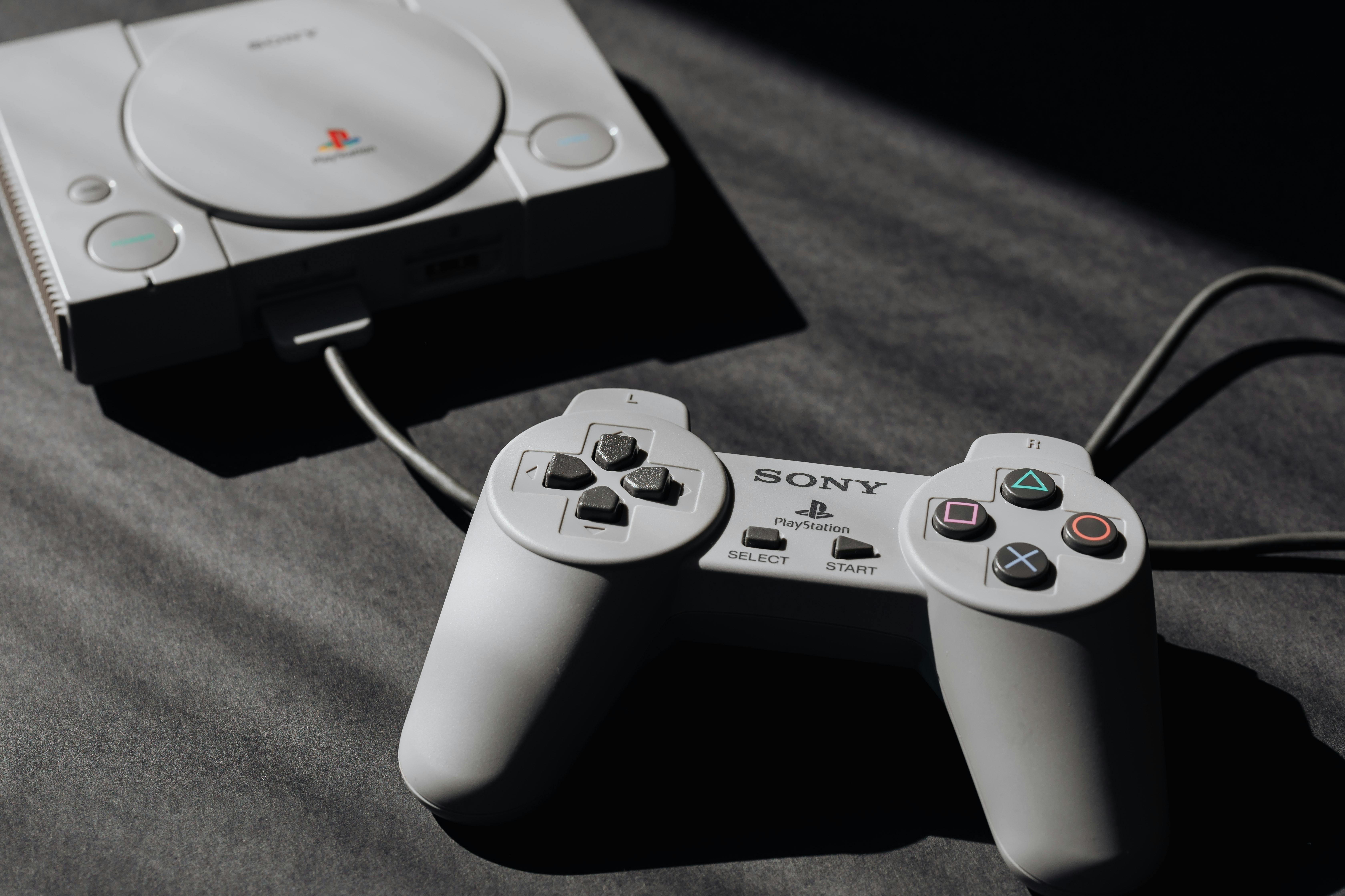 Владельцам казахстанских игровых клубов PlayStation угрожает уголовная ответственность