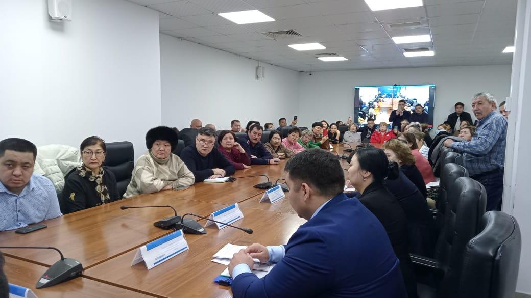 Мобильные переводы, розничный налог: магазины у дома бьют тревогу
