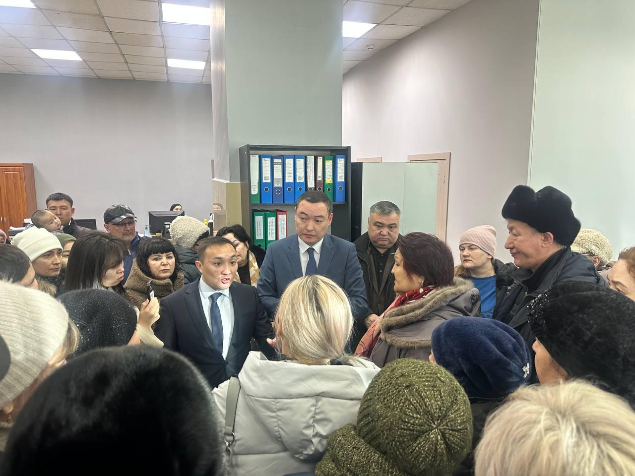 Отсрочка выплат и электронная торговля: какие меры помощи готов оказать «Атамекен» предпринимателям сгоревшего ТЦ Семея