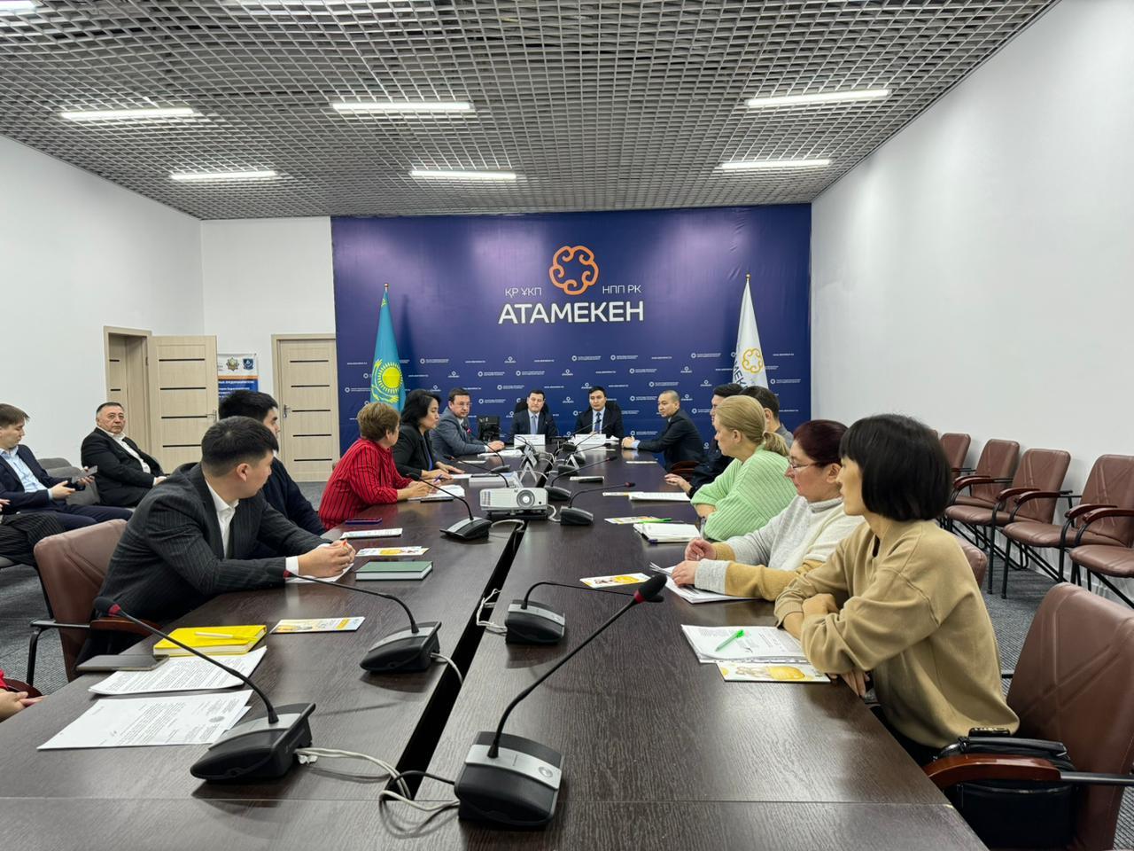 Предпринимателям города Караганды рассказали о программах господдержки 