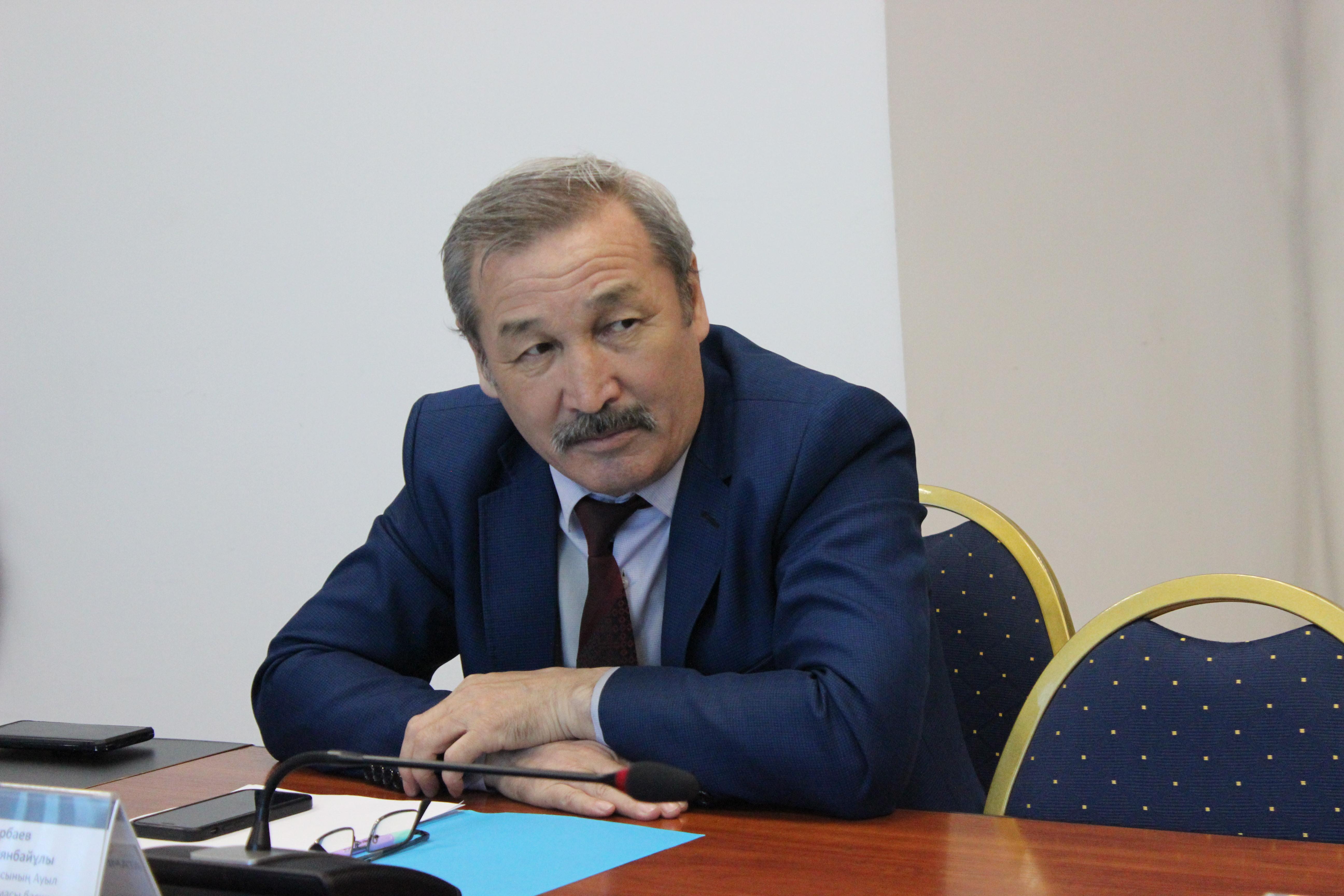 Павлодарские молокоперерабатывающие предприятия лимитируют объём закупа молока у ферм