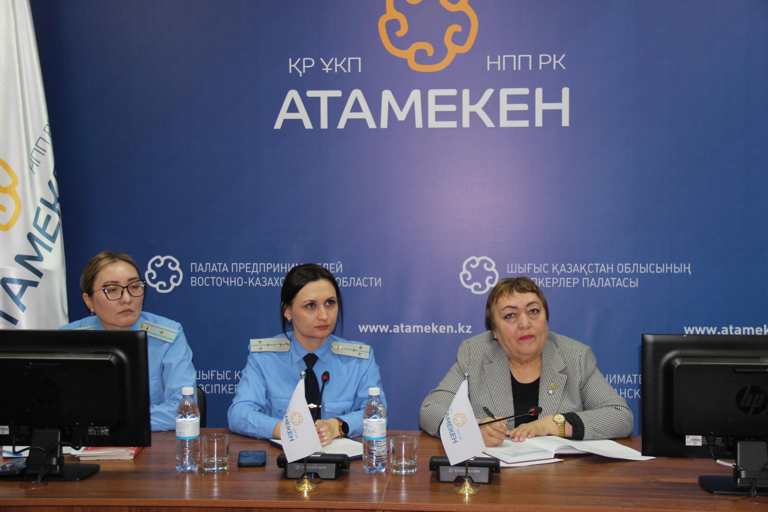 Лимит на время при продаже алкоголя просят сравнять для всех предпринимателей 