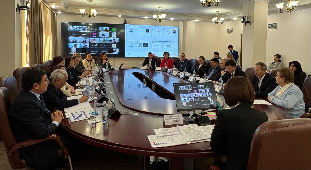 Развитие отечественной фармпромышленности обсудили в Министерстве здравоохранения
