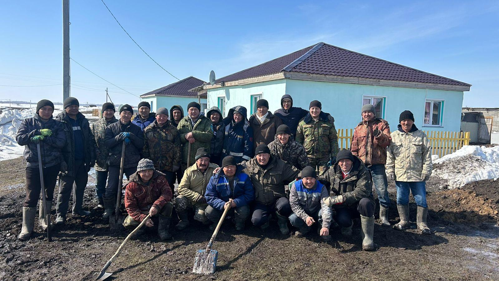 Предприниматели Тайыншинского района СКО активно участвуют в борьбе с наводнениями