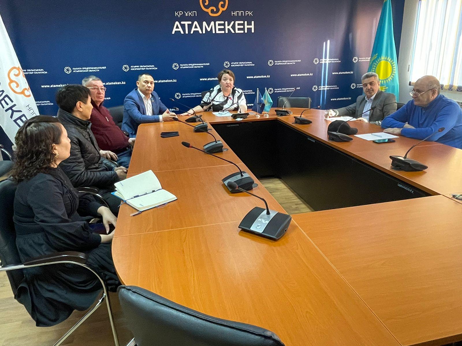 В Атырау выборы в Региональный совет обсудили представители обрабатывающей промышленности