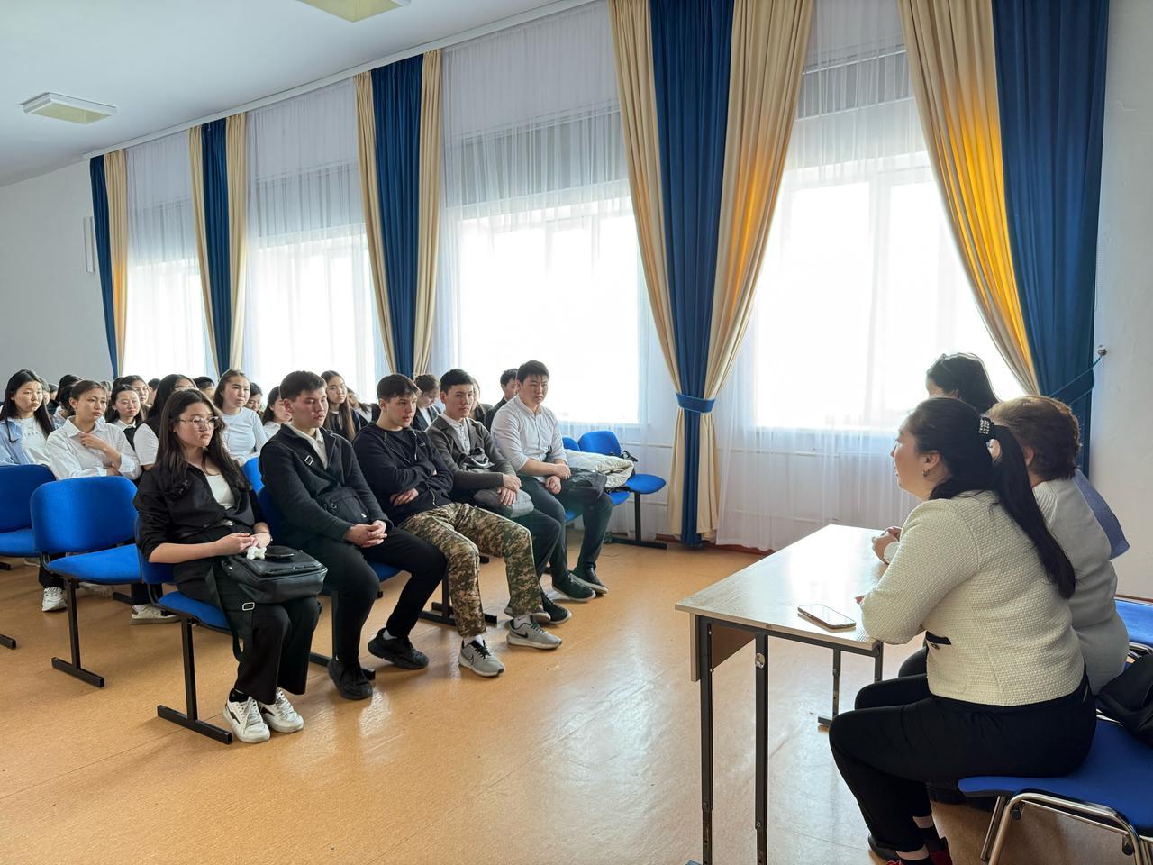 В Карагандинской области проходит профориентационный проект для школьников