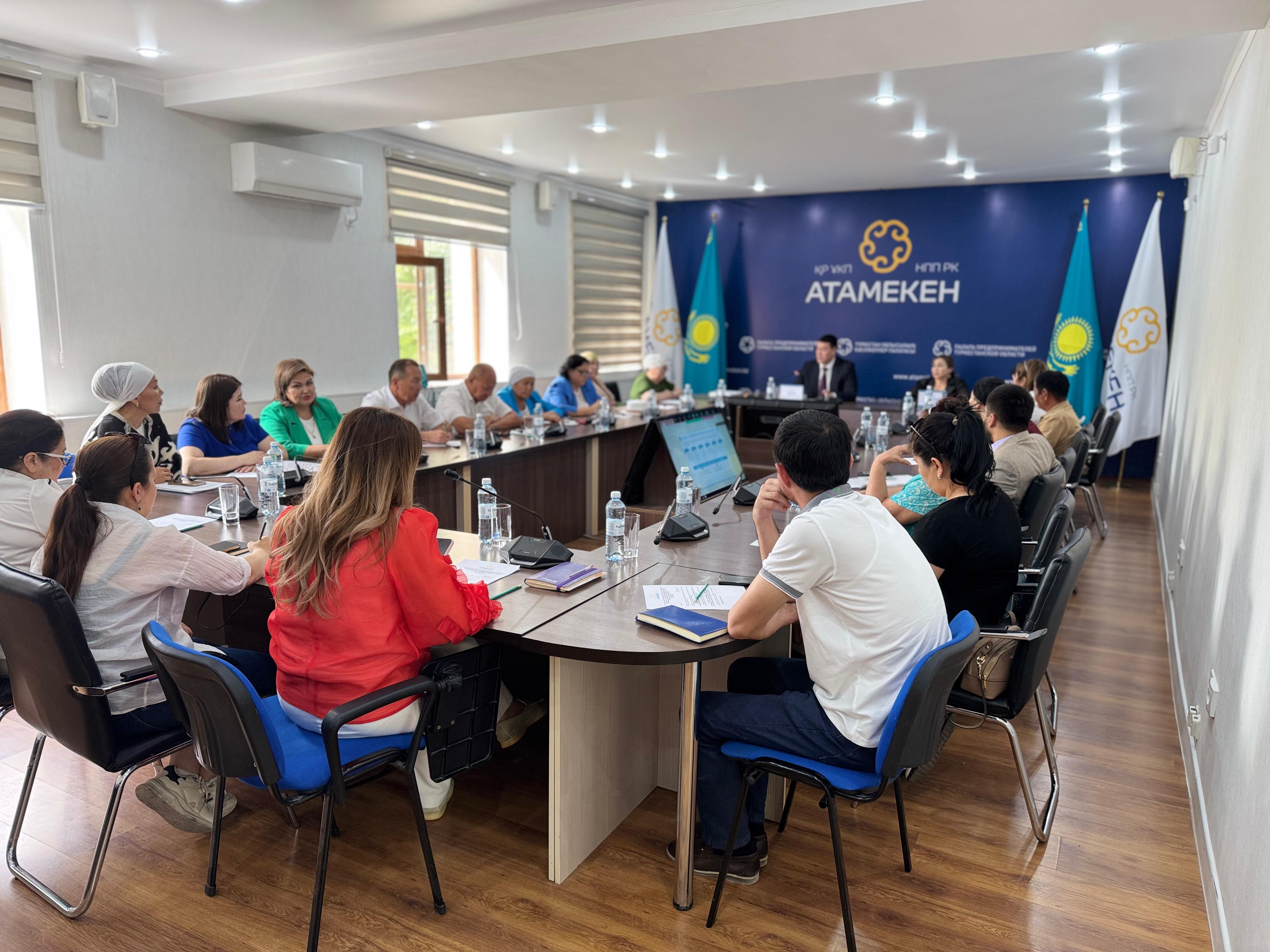 ШОБ үшін жаңа мүмкіндік: «Алтын сапа» және «Қазақстанның үздік тауары» байқауларына қатысу шарттары түсіндірілді