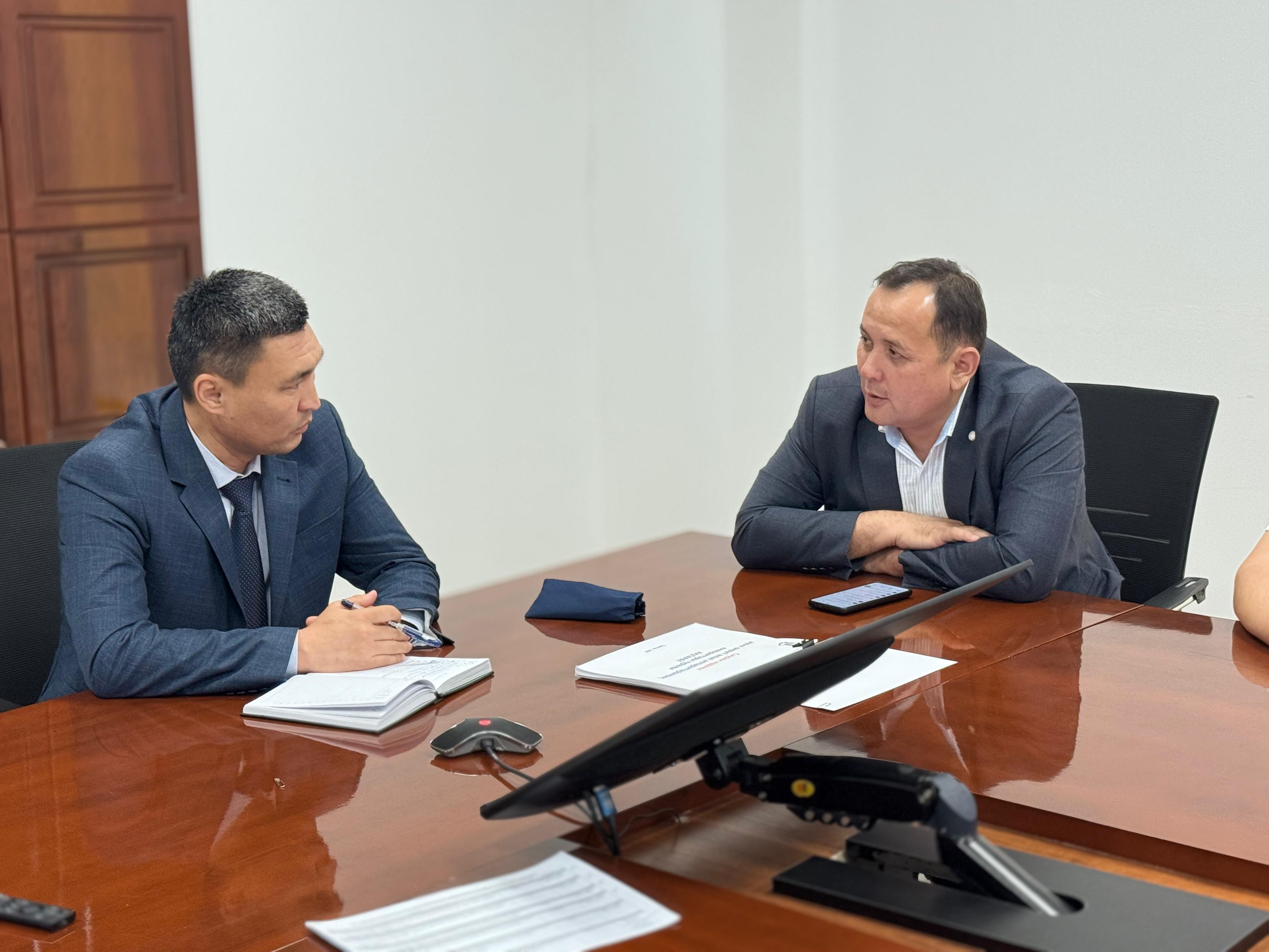 Сауран ауданында кәсіпкерлікті дамытуға арналған қолдау шаралары талқыланды