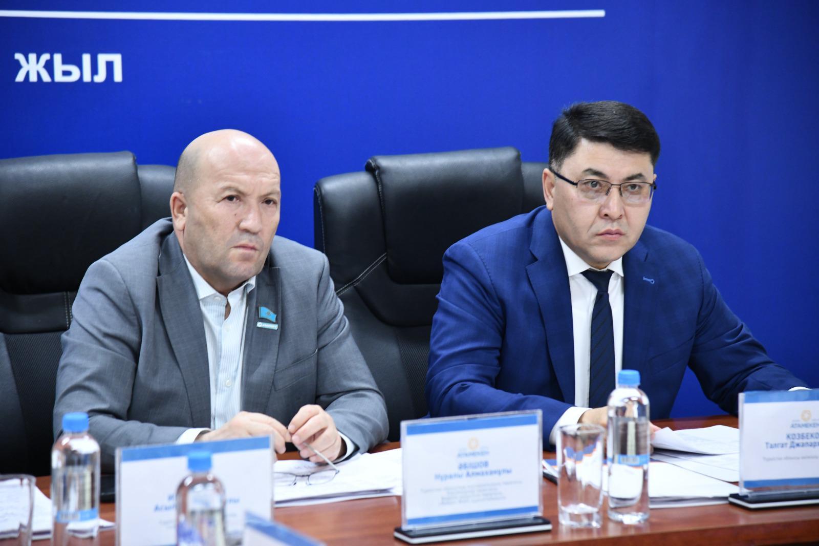 Отырардағы жиын: Арыс пен Отырар кәсіпкерлерінің сабыры сарқылды