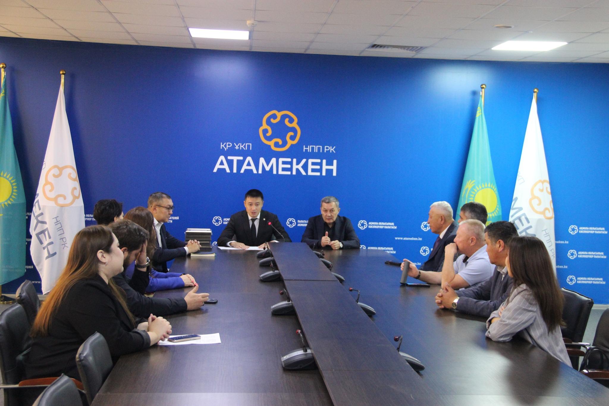 На площадке Палаты предпринимателей Акмолинской области чествовали строителей региона