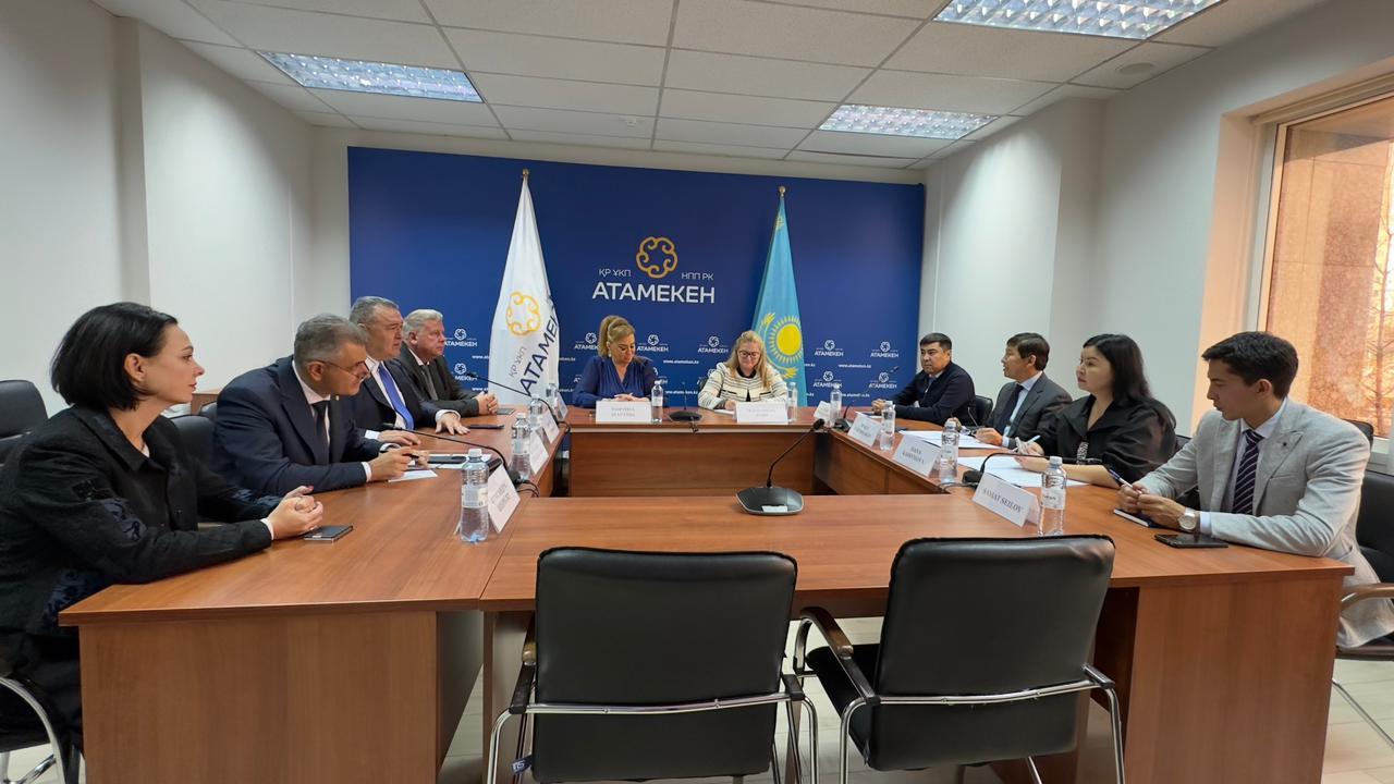 Развитие казахстанско-румынского партнерства обсуждено в Астане                                          