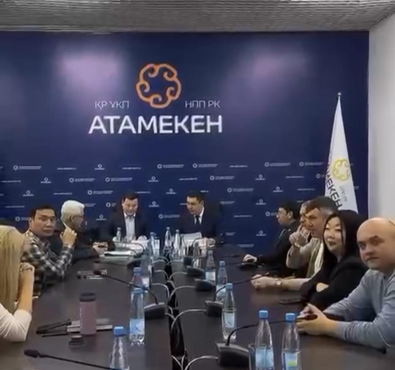 Перевозчики Карагандинской области подняли проблемы электронной очереди на КПП